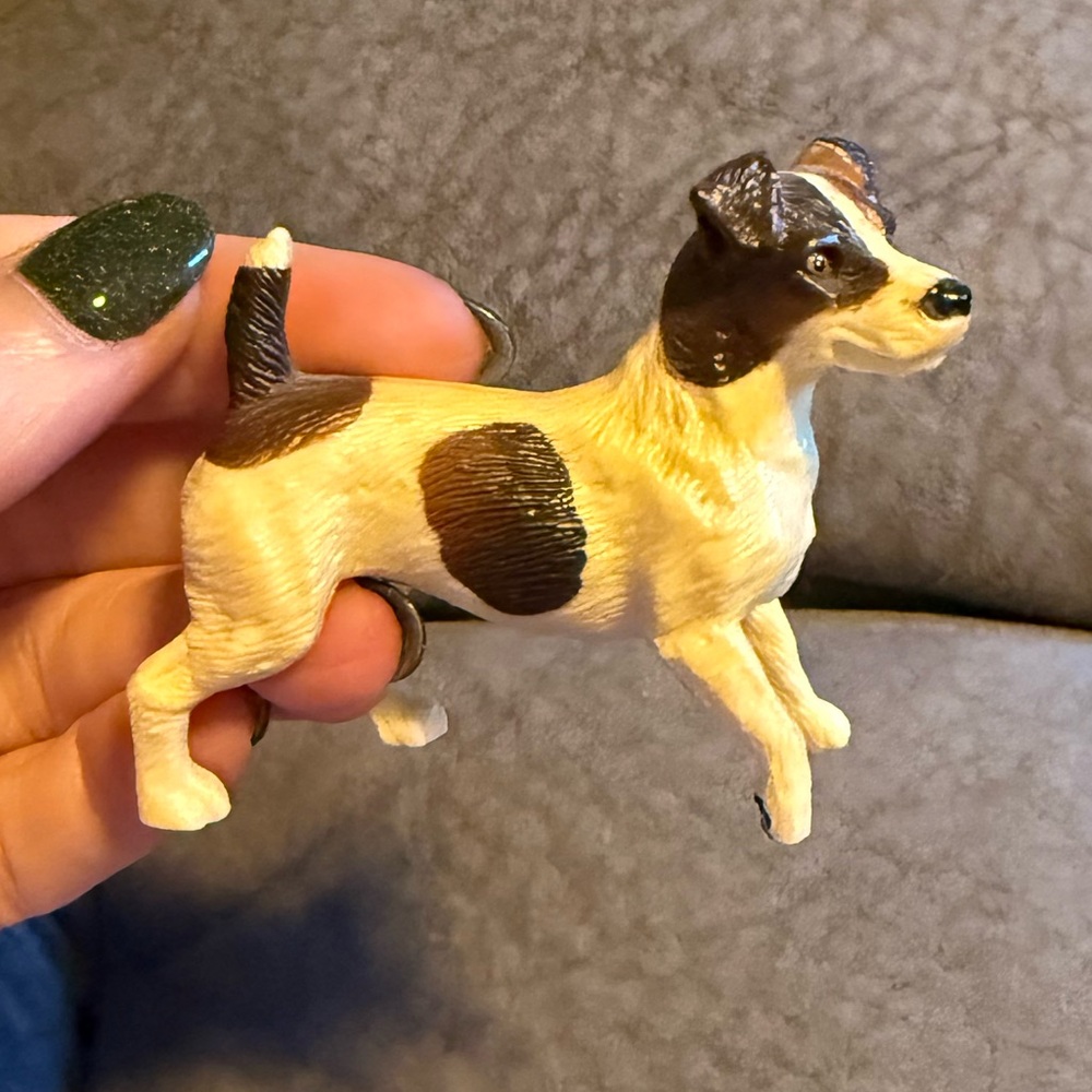 Breyer Jack Russell